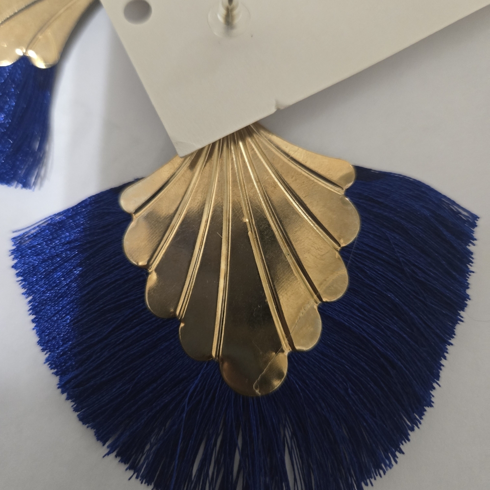 Elegant Blue and Gold Fan Earrings - Picture 4 of 5
